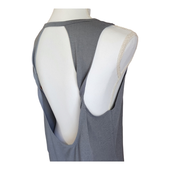 Victoria's Secret Sport Women's Tank Top, Twist Open Back, Size Small, S - Picture 7 of 10